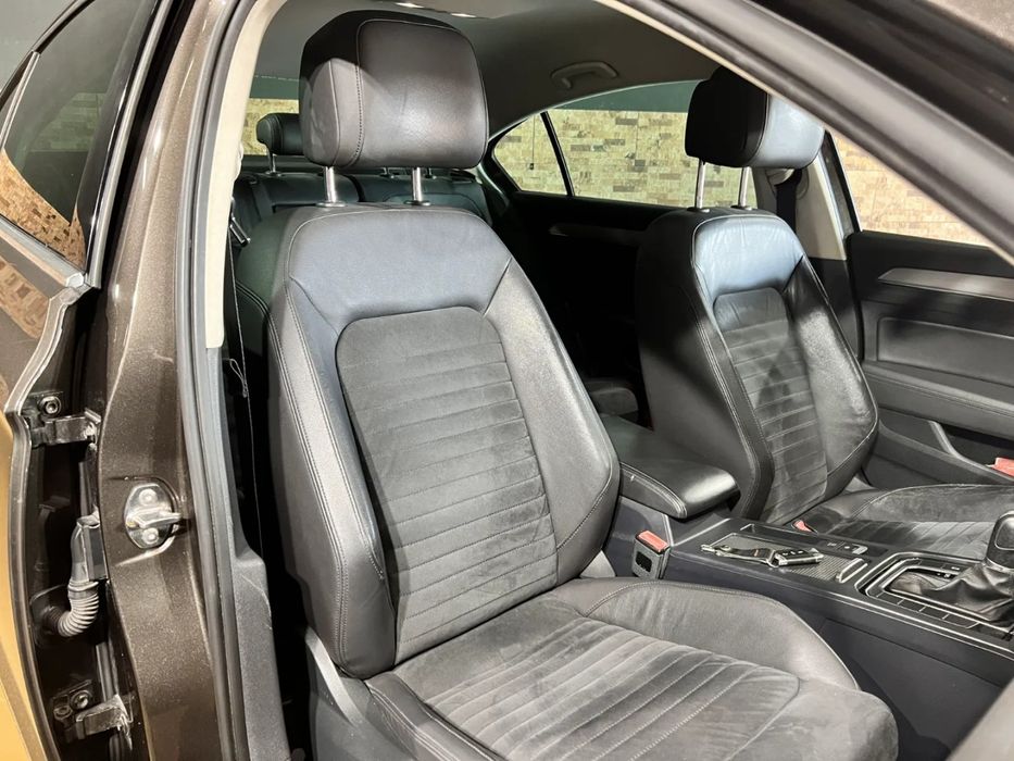 VW Passat 2.0 BiTDI 240cv DSG | Nacional | Full Extras | 2015