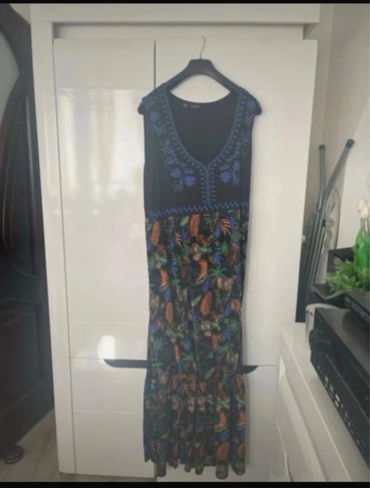 Dluga sukienka damska