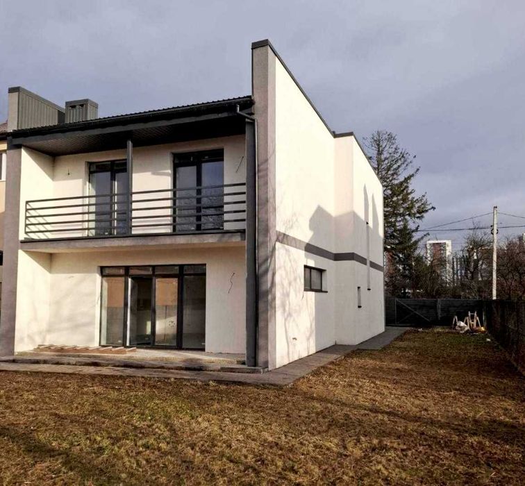 Продам особняк, р-н озера