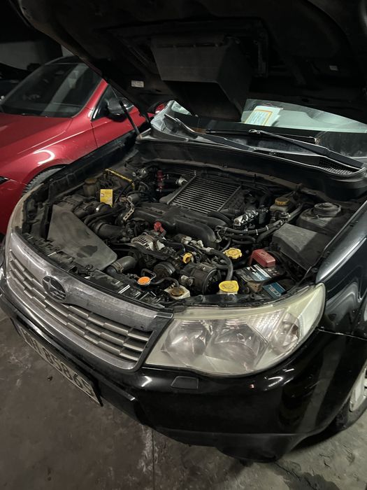 Subaru forester 2.5 XT  2010
