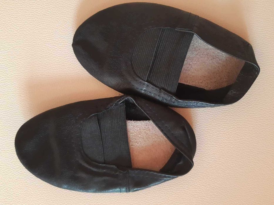 Дитячі балетні тапочки