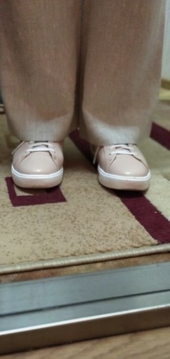 Продам полуботинки clarks