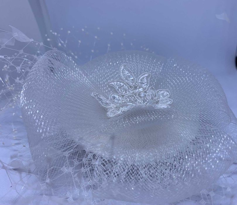 nowy stroik ślubny artystyczny forma siateczka woalka grzebyk designer