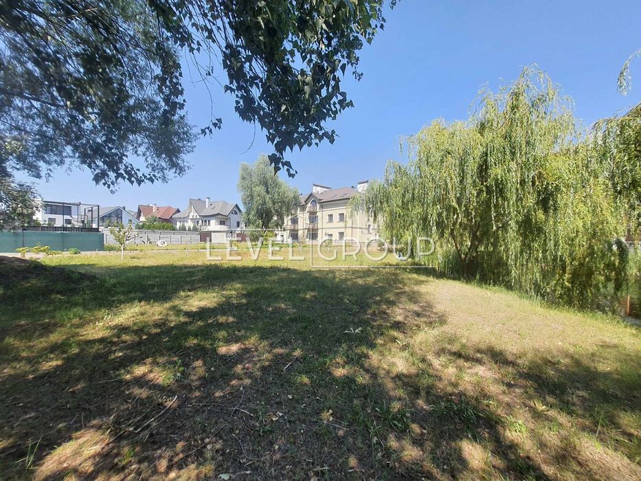 Козин, аренда стильного дома, большая территория, охрана, озеро.