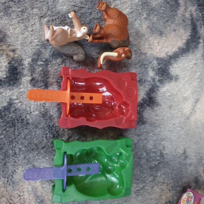 Zabawki Mcdonald epoka lodowcowa 3 ice age 3
