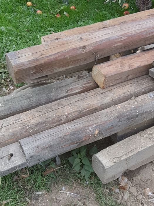 Słupy,belki ciosane