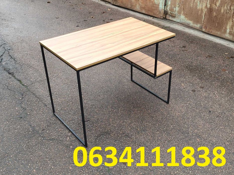 Столы с железной основой  (отличное состояние)