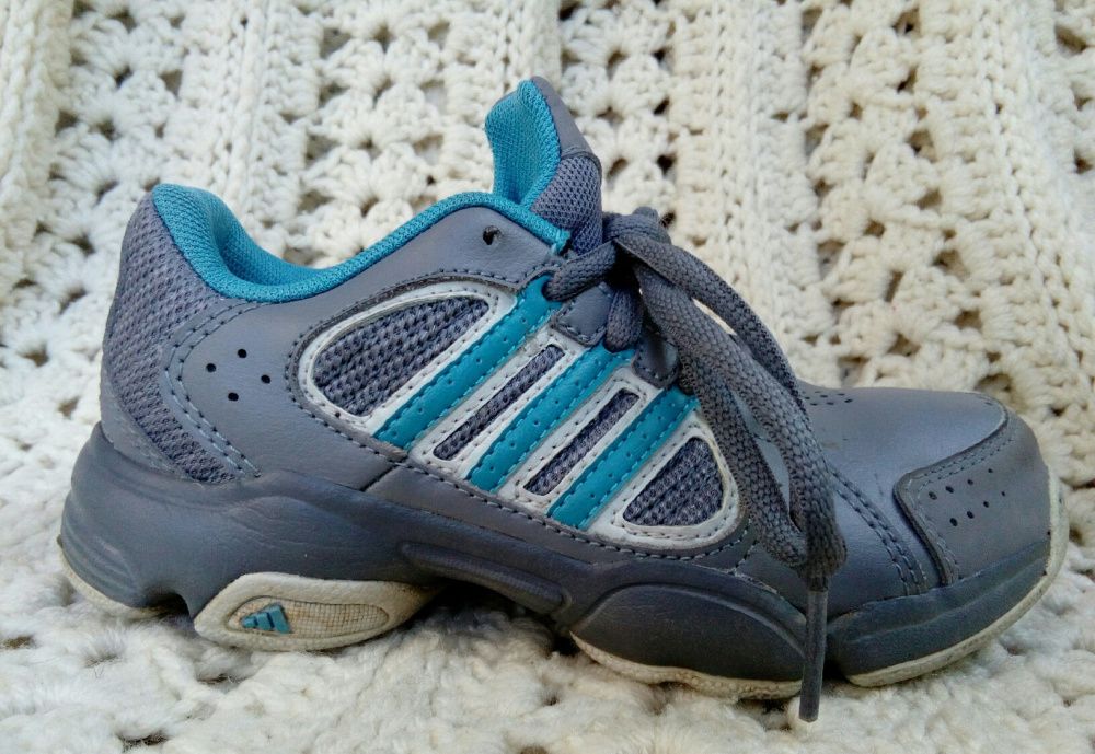 Adidasy adidas r:28 ( 18,7cm) /k12.