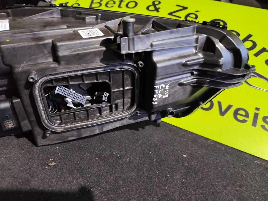 MERCEDES CLA W118 FAROL LED ESQUERDO - FF625