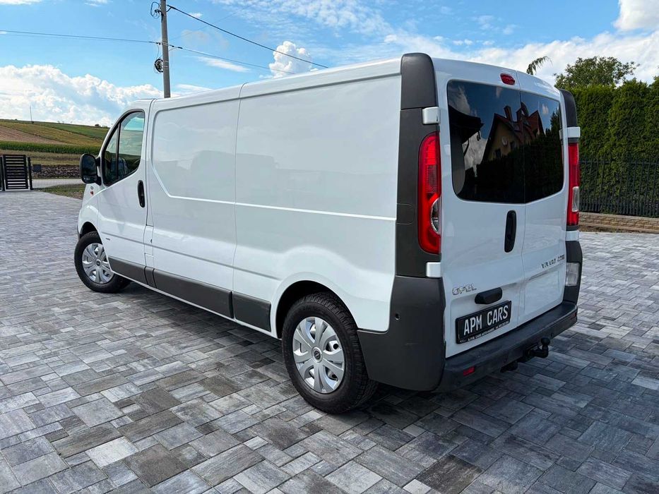 Opel Vivaro / Long / Klima/Lift