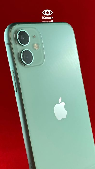 iPhone 11 64GB C/ Novo- Garantia 18 meses - Acessórios(Prestações 12x)