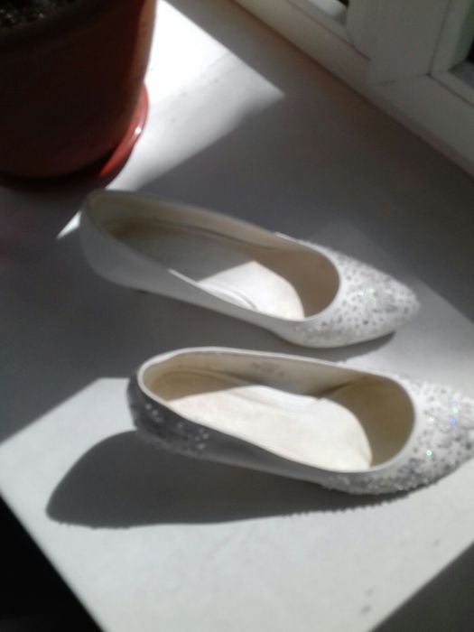 Продам свадебные туфли Луиза Пересс