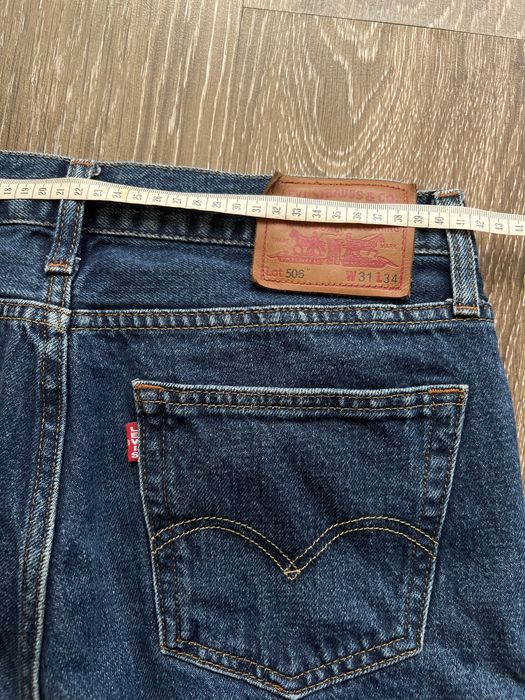 Джинси Levis в гарному стані