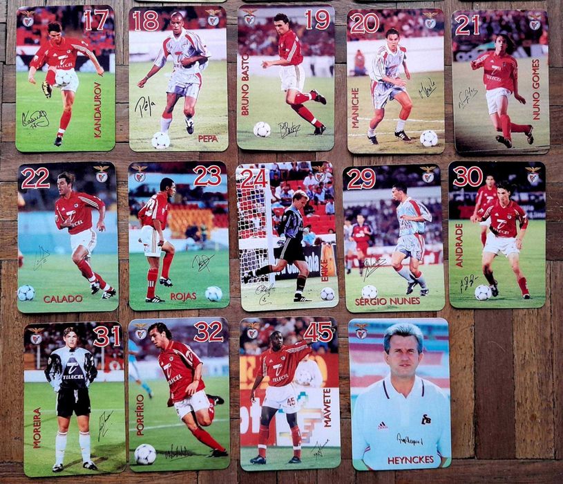 Coleção de cromos de futebol do SLBenfica - época 1997/1998