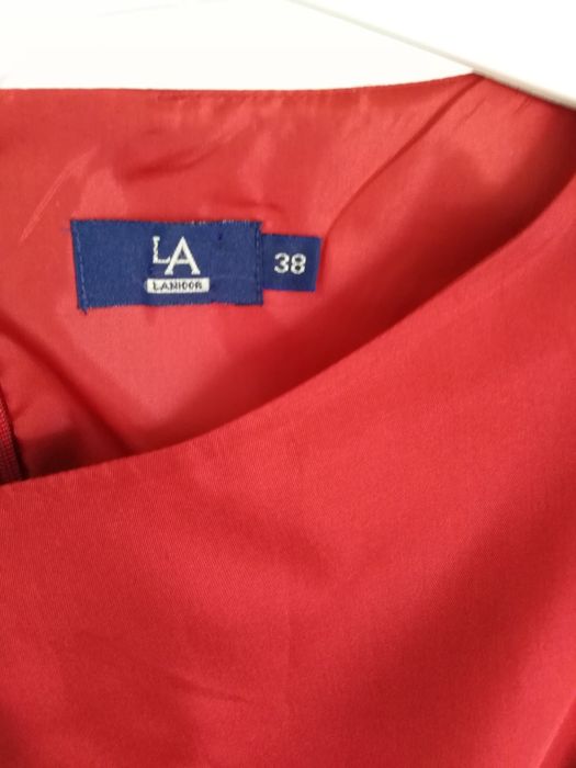 SALDOS - Vestidos Lanidor novos (Oferta Dia da Mulher)