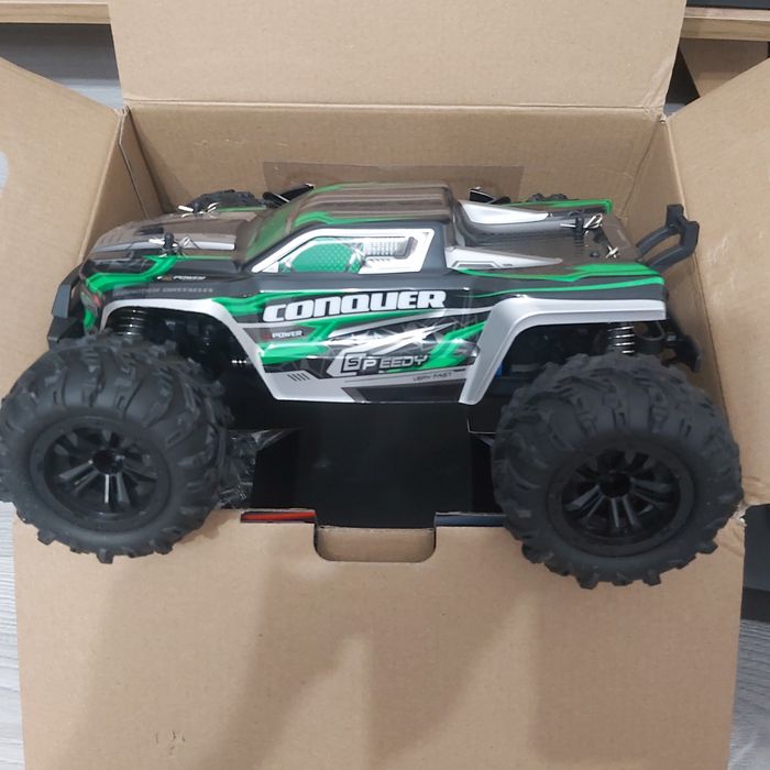 Model zdalnie sterowany 4x4 rc v-max 40 kmh  akumulator