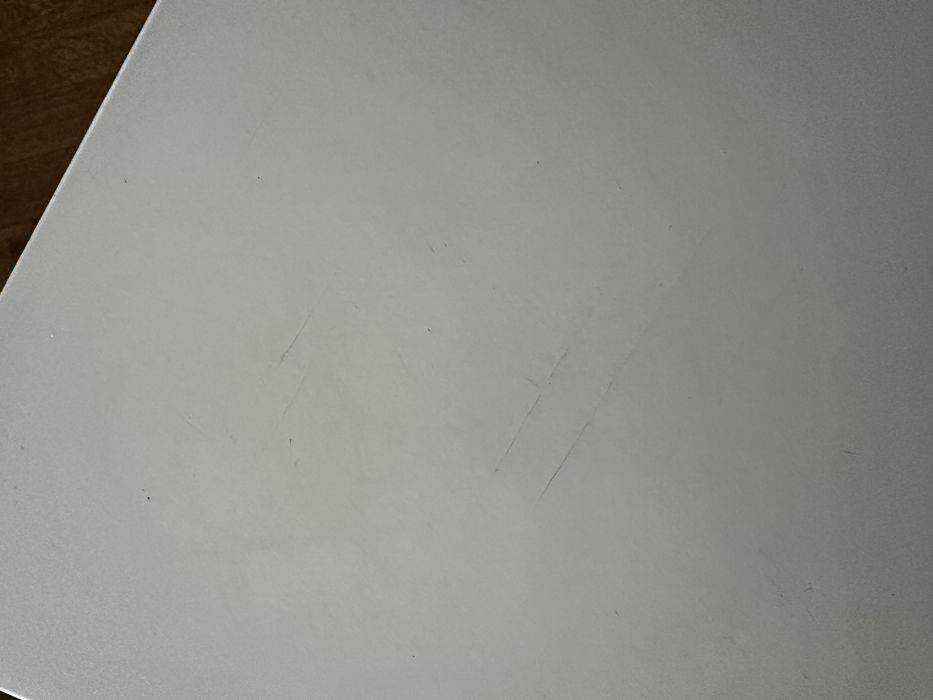 Półokrągły stolik konsola