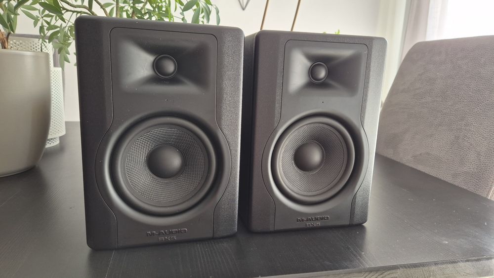 Par monitores M-Audio BX5 D3
