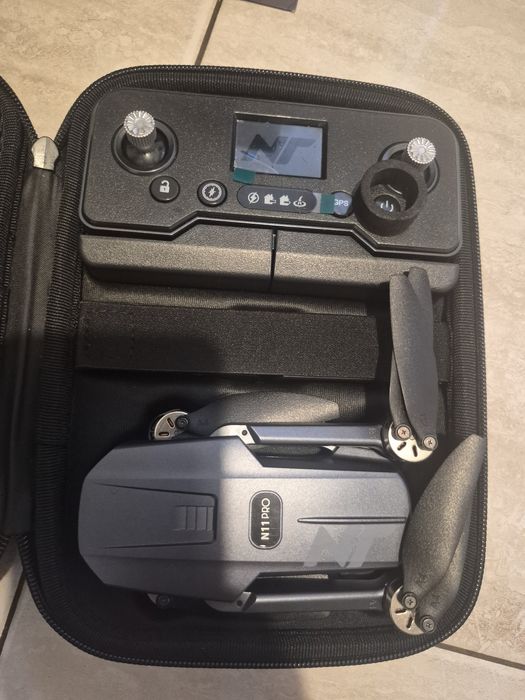 dron NAFYRE N11 PRO z kamerą 4K UHD.
