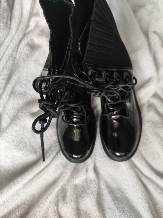 Czarne botki Workery Skarpetowe 38 Seastar