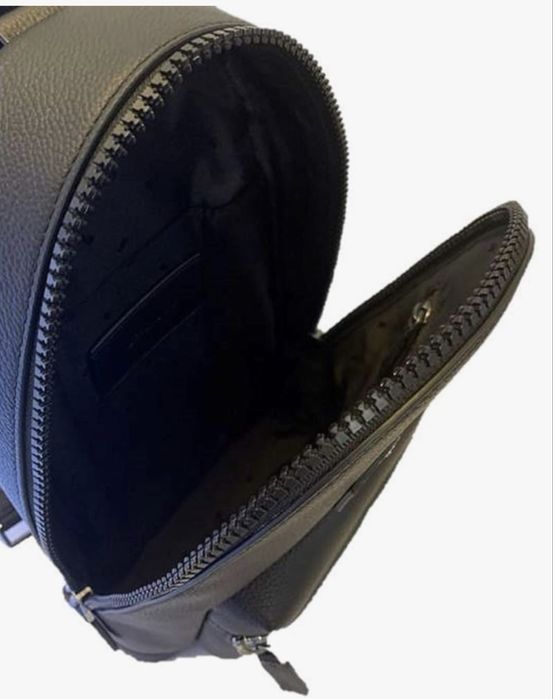 Michael Kors Cooper Leather Sling Pack – Black (37U9LCRC8L-BLACK)