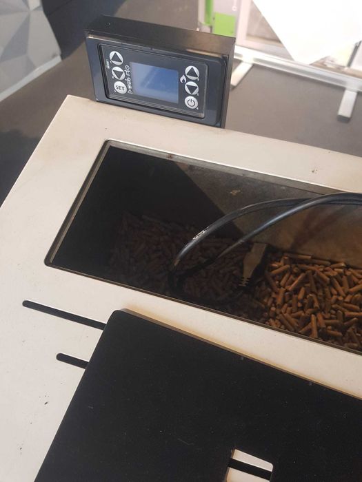 Salamandra a Pellets