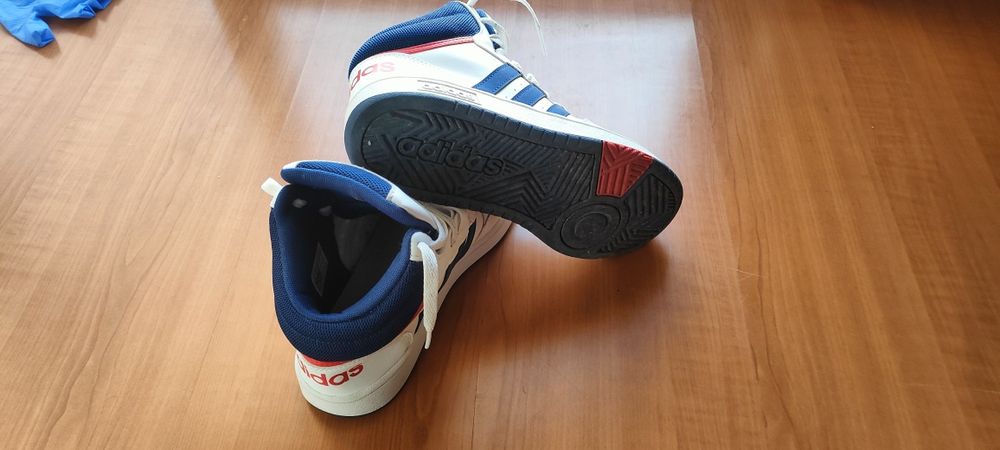 Adidas Hoops Mid Sheoes