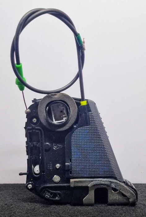 Fechadura / Fecho Porta Trás Direito - TOYOTA YARIS