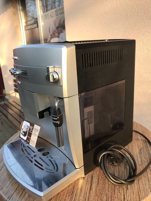 Кофеварка Delonghi magnifika