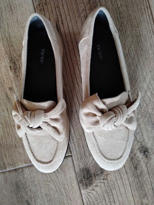 Buty beżowe rozmiar 37