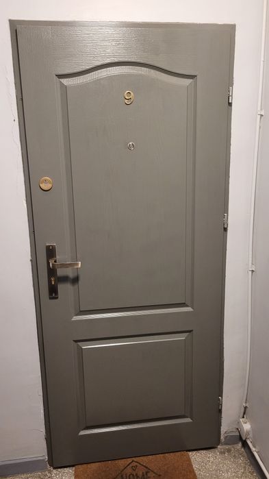 Drzwi do mieszania, wewnatrzklatkowe.