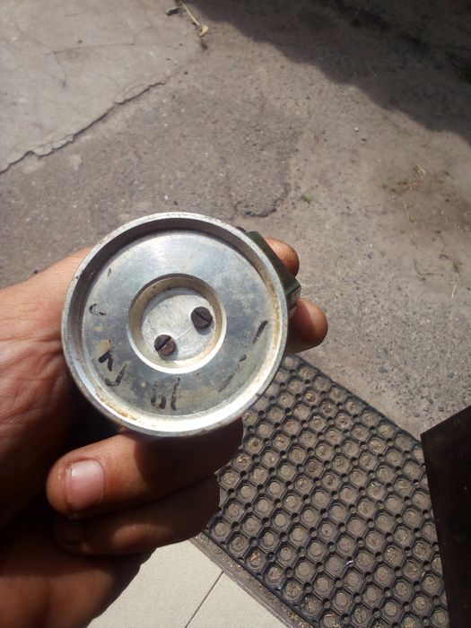 Будильник на запчастини або під відновлення