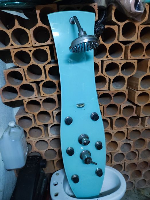 Coluna de duche e idromassagem