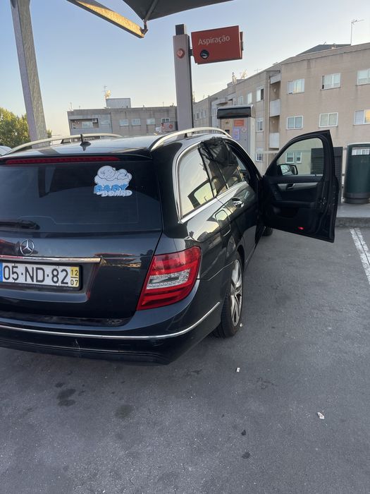 Mercedes-Benz C 180 — fotografia 6
