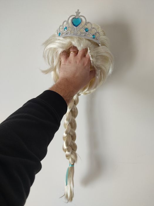 Acessórios Carnaval - Elsa (Frozen) - peruca e acessórios para criança