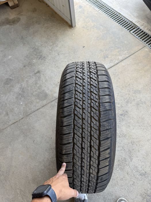Pneu novo para jante 18
