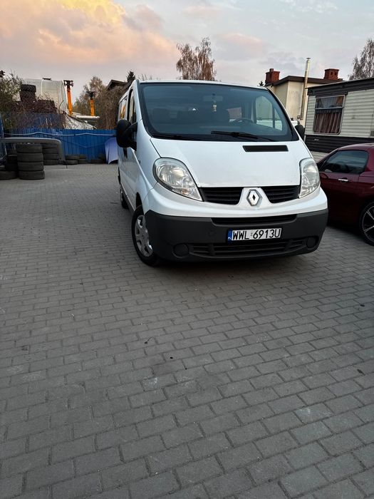 Renault Trafic Renault Trafic 2006 • 5-osobowy • samochód użytkowy • gotowy do pracy