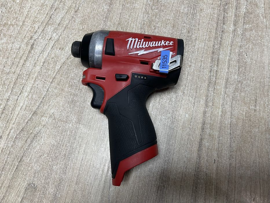 Milwaukee M12 2553-20 / безщітковий імпакт Мілвокі 12V