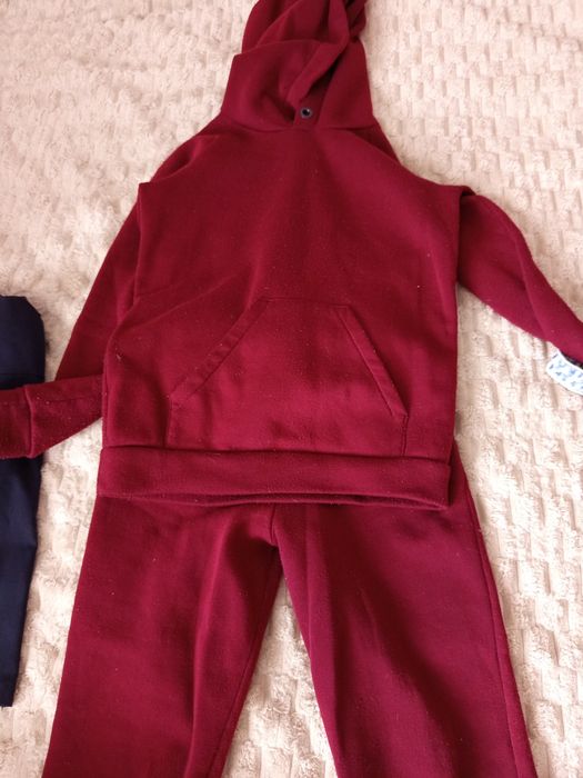 Теплий спортивний костюм на дівчинку