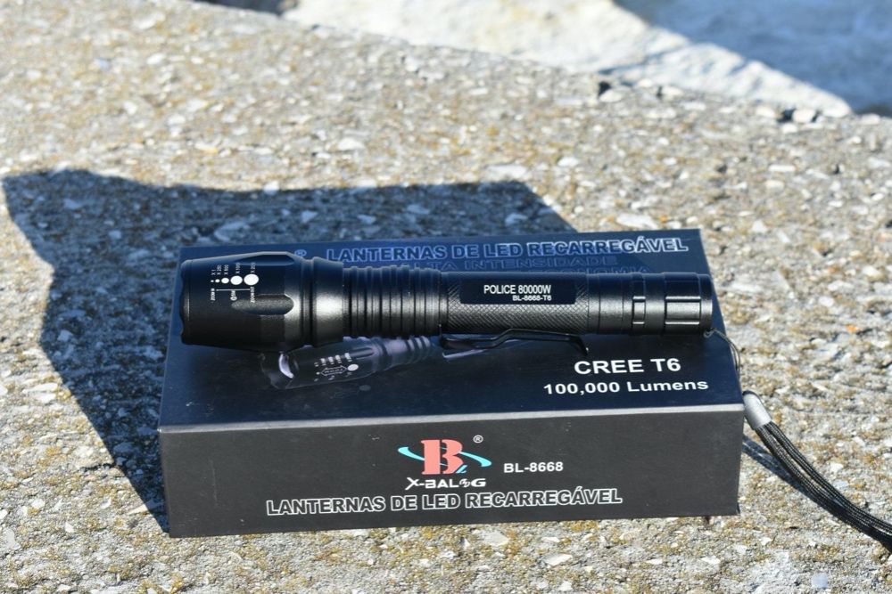 Lanterna Led Recarregável