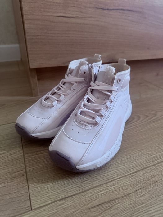 Кросівки нові Zara 33р