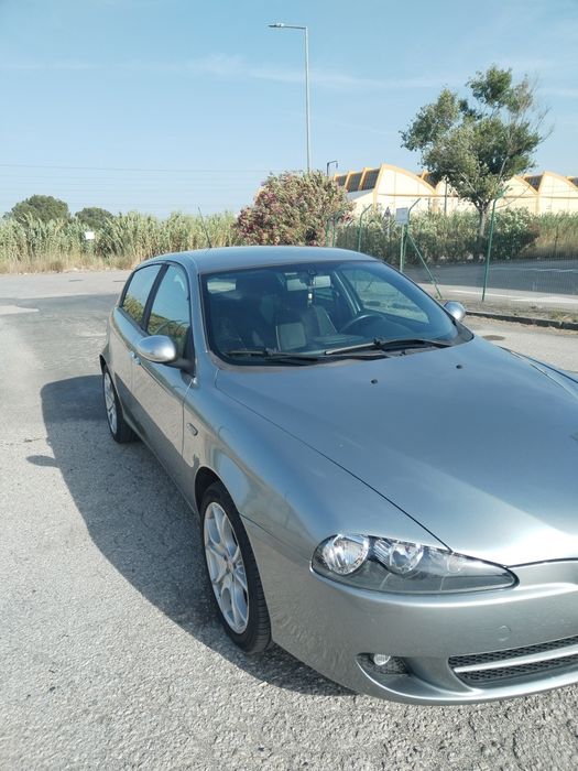 Alfa Romeo 147 TI 1.9 JtdM  versão rara estimado e só 149 Mil kilometros