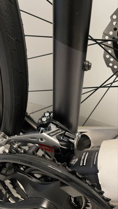 Nowy Merida Speeder 100 – Silk Dark Silver/Black – rama M/L (54)