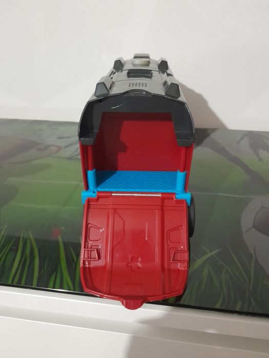 Camião patrulha pata