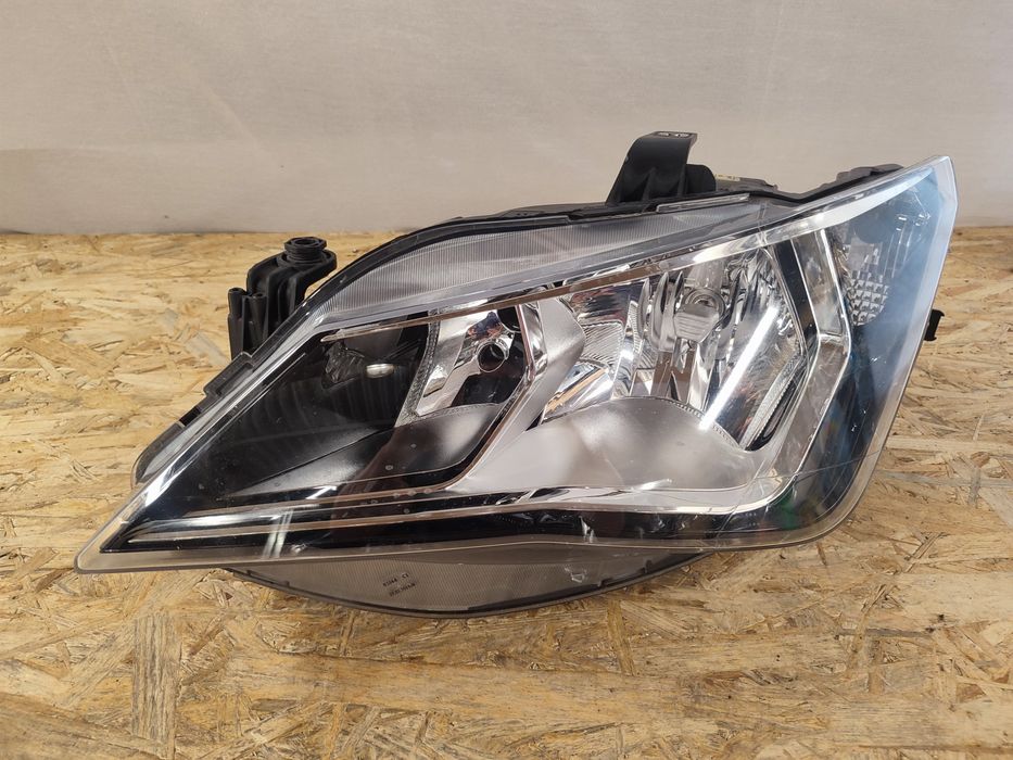 Lampa Reflektor Lewy Przód Seat Ibiza IV 4  Zwykła 15r Oryginał