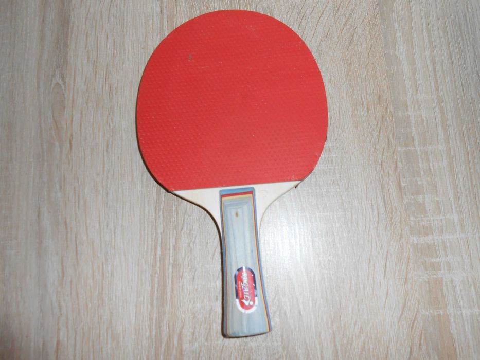 Sprzedam rakietkę do tenisa stołowego Regail