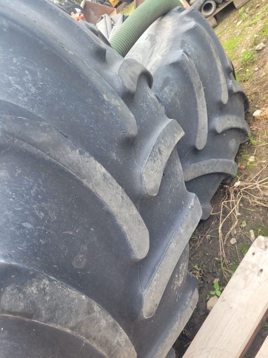 Opony 600/70R30 710/70R42