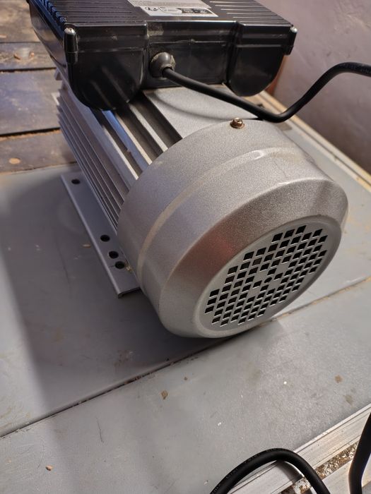 Silnik elektryczny jednofazowy