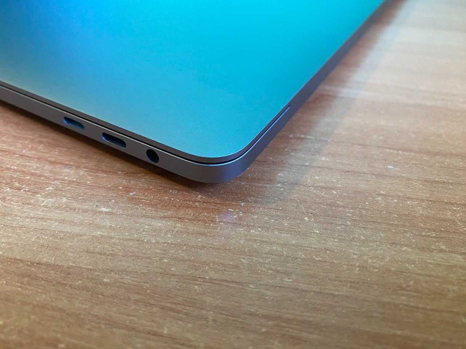 MacBook Pro 15, 2019, Intel Core i7