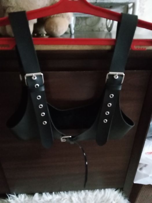 Кожаный корсет женский ,под рубашку